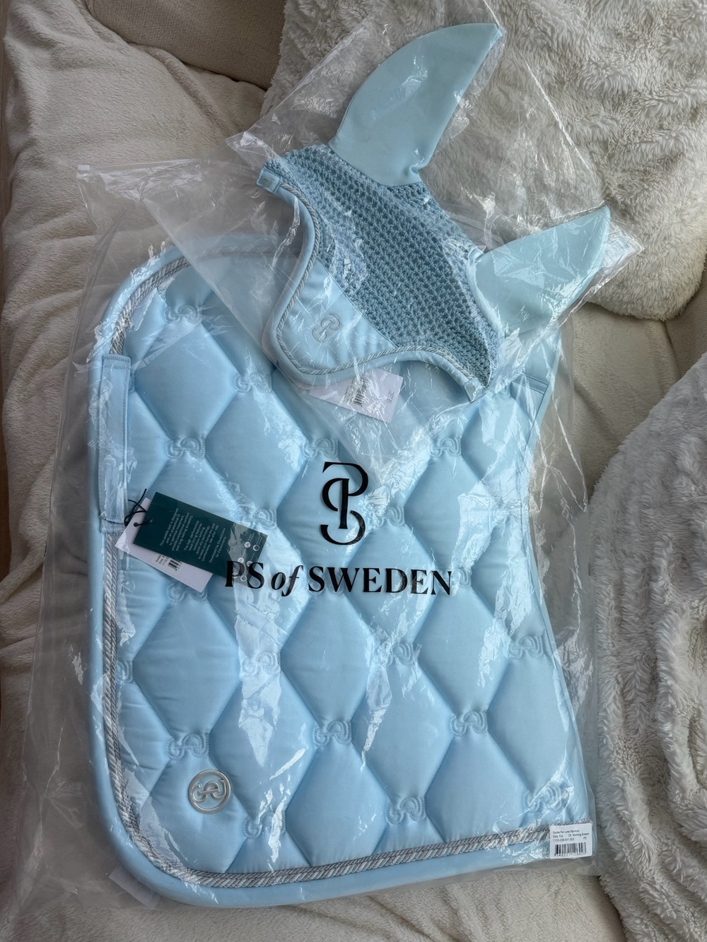 Limited edition PS of Sweden Baby Blue Saddle Pad & Ear Bonnet Set